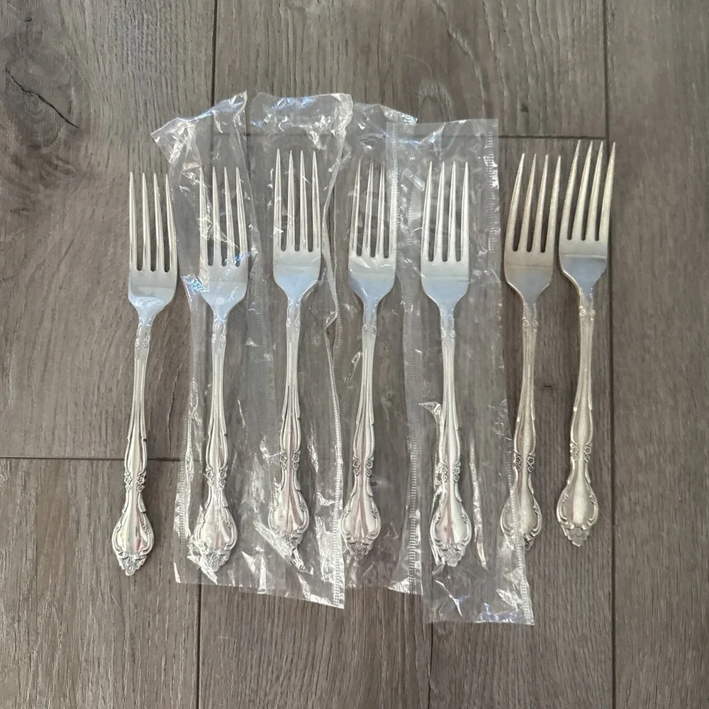 Oneida Community Affection‎ Silverplate Dinner Forks 7 3/8